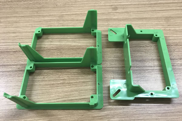 Injection Molding with Combined Mold for ABS Plastic Holding Speaker Parts